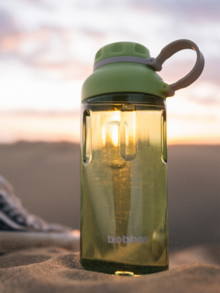 Бутылка тритановая Tritan Bottle для холодных напитков, с ситечком, 890 мл, мятный