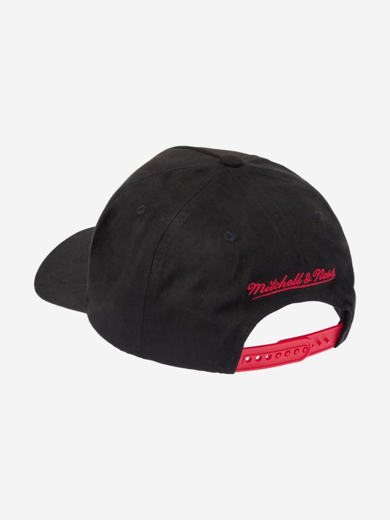 Бейсболка MITCHELL NESS HP9771-CBUBLCK Chicago Bulls NBA (черный)