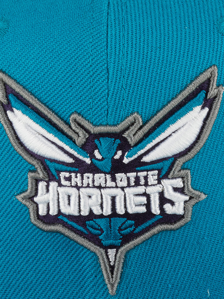 Бейсболка с прямым козырьком MITCHELL NESS 6HSSJS19078-CHOTEAL Charlotte Hornets NBA (голубой)