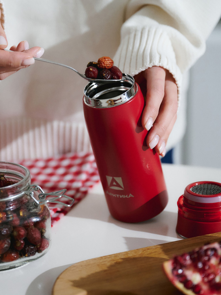 Термокружка Арктика 715 с ситечком 320 мл, красная