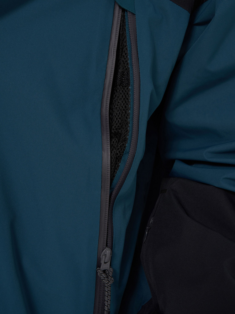 Легкая куртка мужская DC Shoes Intel