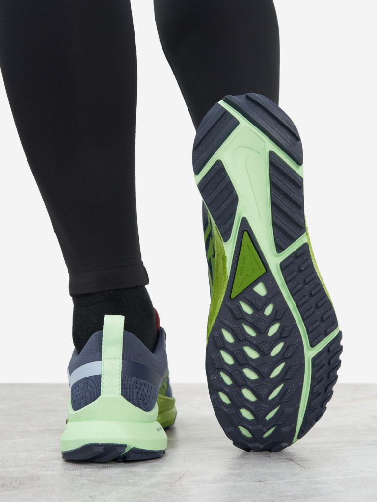 Кроссовки женские Nike Pegasus Trail 4