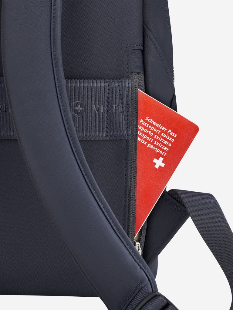 Рюкзак городской VICTORINOX Victoria Signature Compact Backpack с отделением для ноутбука 14”
