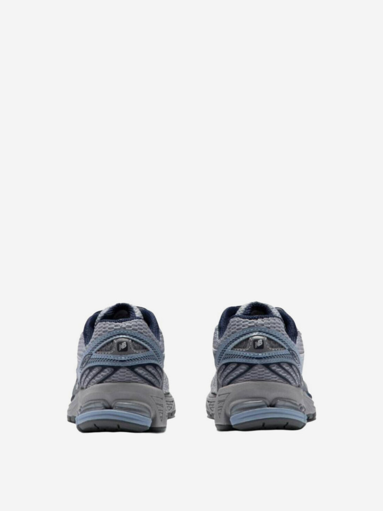 Кроссовки New Balance 860 V2