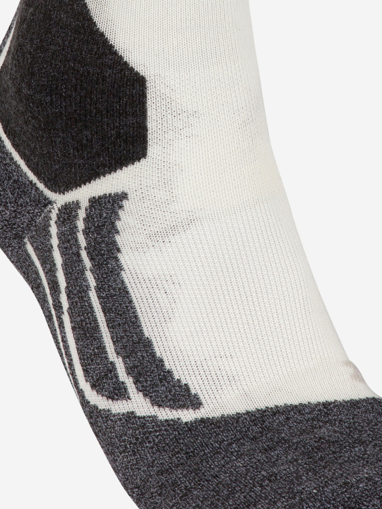 Женские спортивные гольфы FALKE