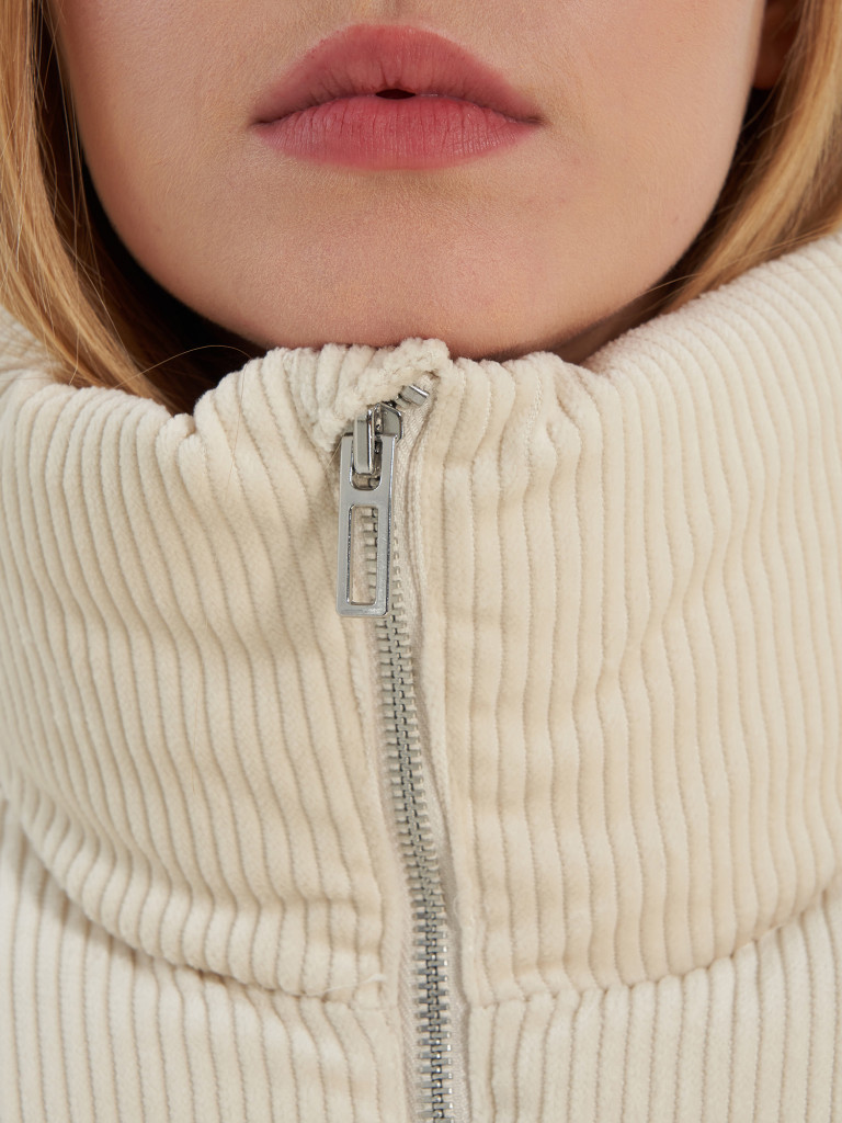 Пуховик женский PUMA Wardrobe Ess Corduroy