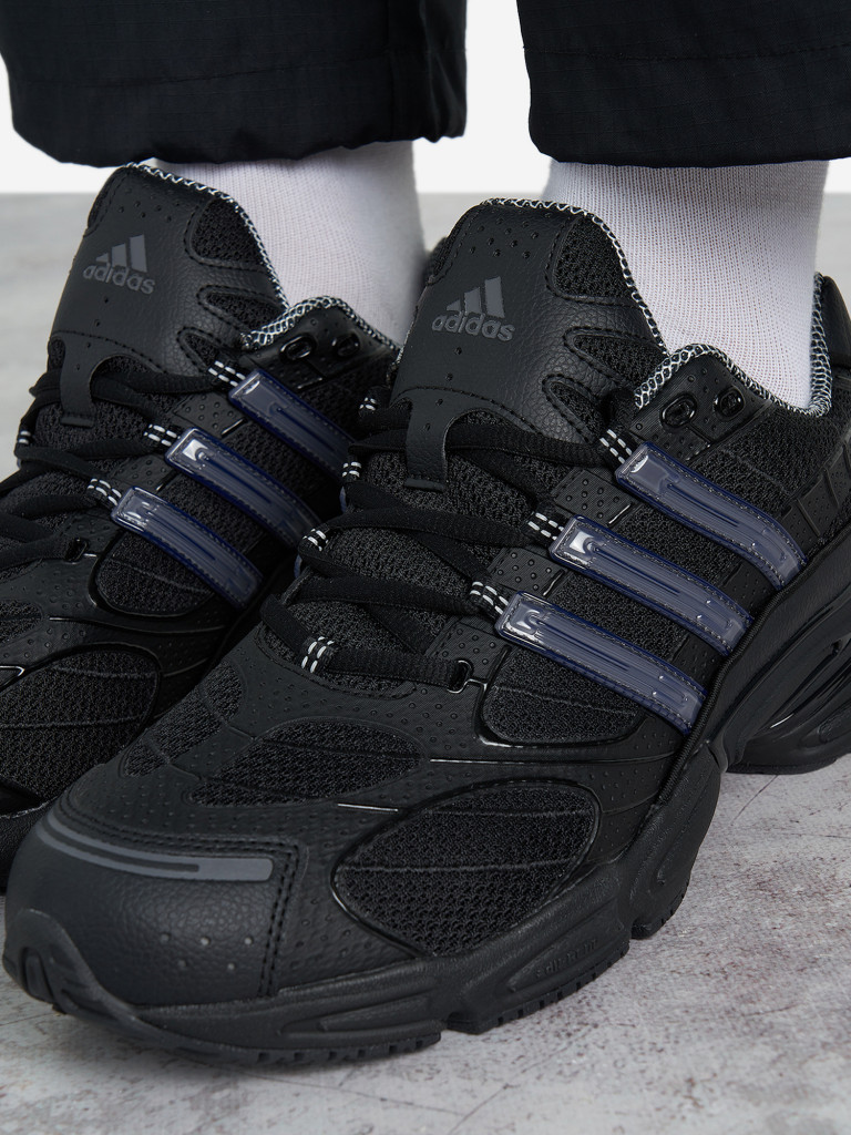Кроссовки adidas Ozweego Pro