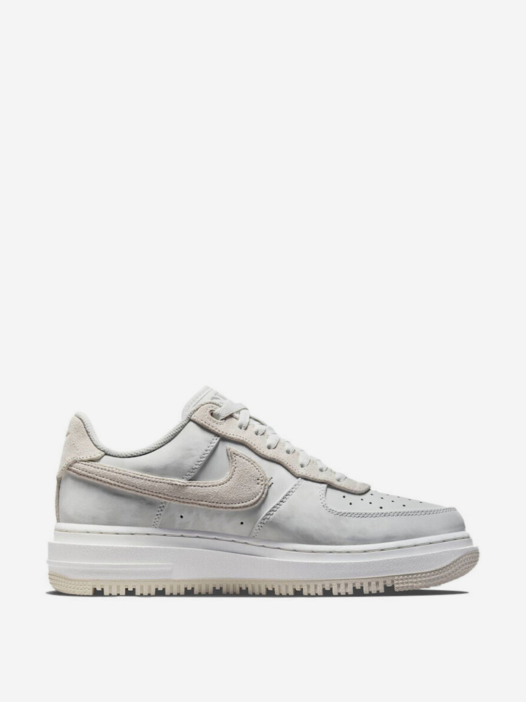Кроссовки Nike Air Force 1 Luxe
