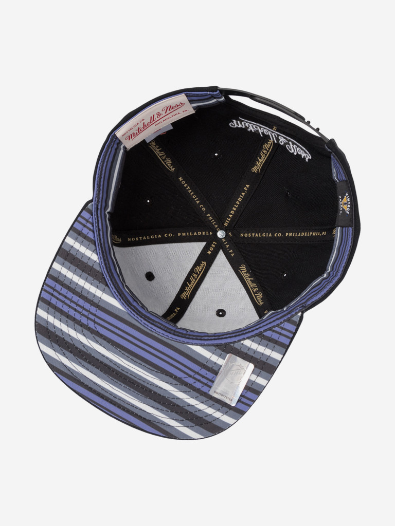 Бейсболка с прямым козырьком MITCHELL NESS HS11482-LAKBLCK Los Angeles Kings NHL (черный)
