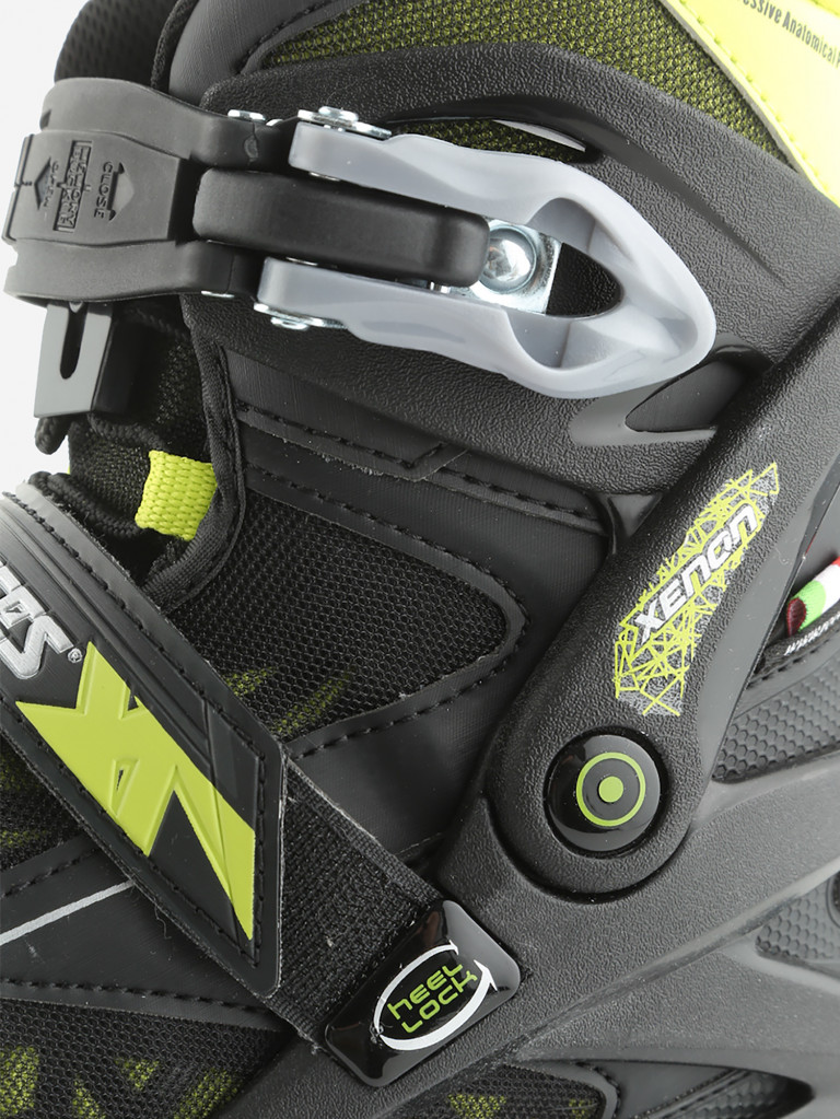 Роликовые коньки мужские Roces Xenon