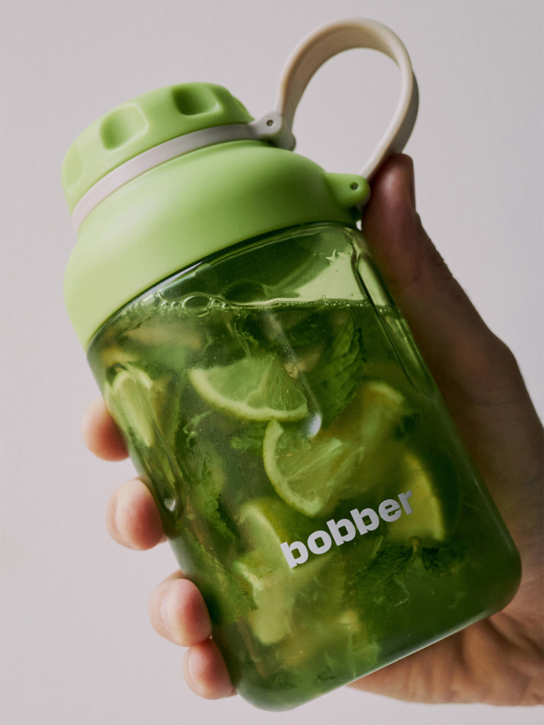 Бутылка тритановая Tritan Bottle для холодных напитков, с ситечком, 590 мл, мятный