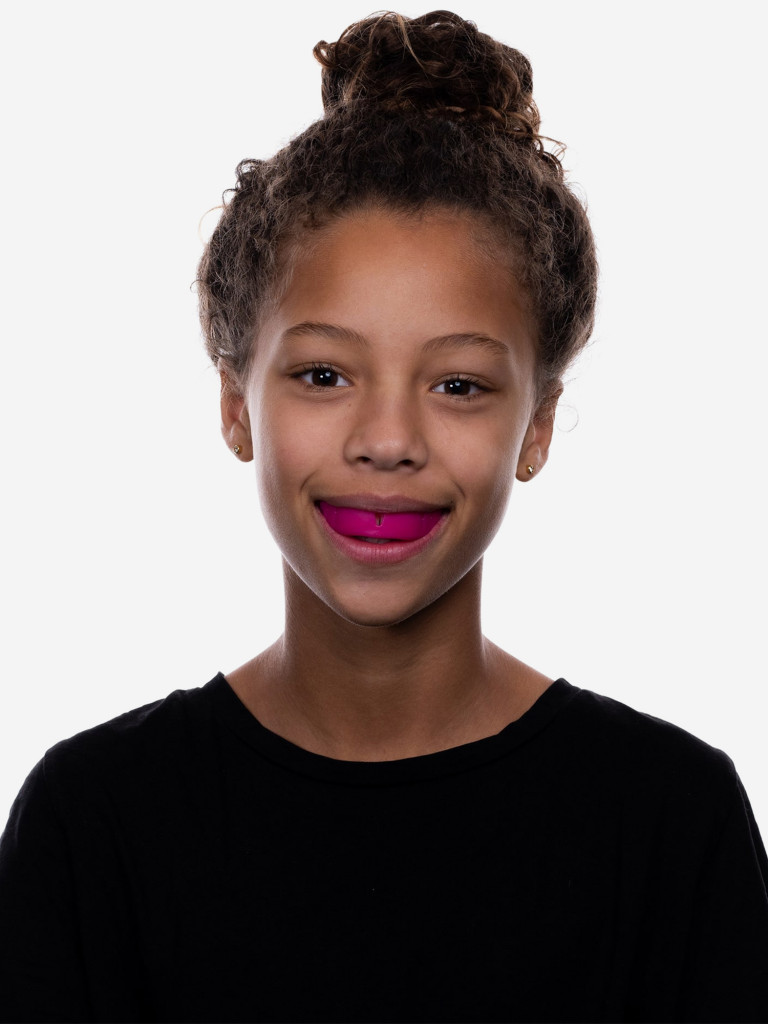 Боксерская капа взрослая, спортивная, однослойная, защитная для зубов OPRO Snap-Fit - Pink