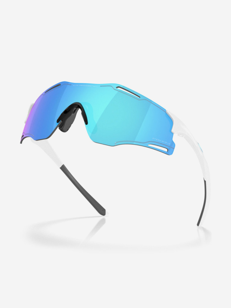 Солнцезащитные очки Oakley Cybr Zero