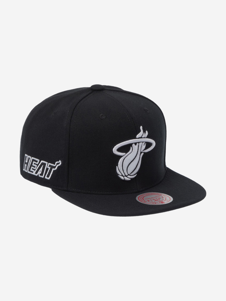 Бейсболка с прямым козырьком MITCHELL NESS HS8547-MHEBLCK Miami Heat NBA