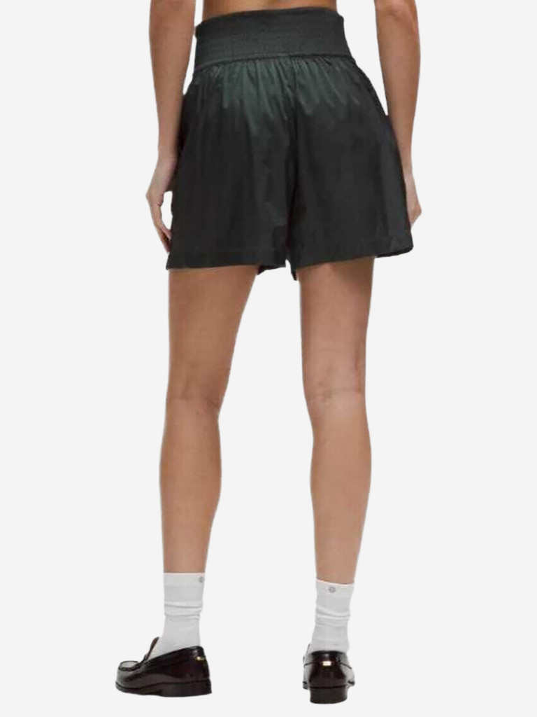 Шорты Lululemon High-Rise Short