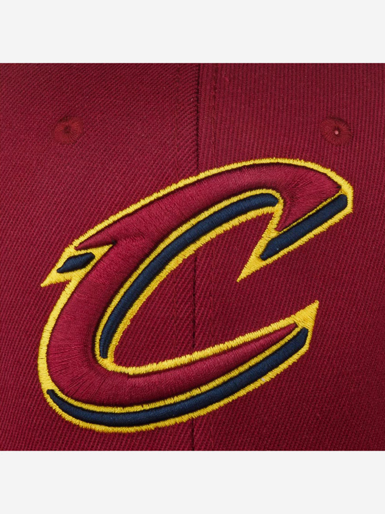 Бейсболка MITCHELL NESS HHSS3257-CCAYYPPPDKRD Cleveland Cavaliers NBA