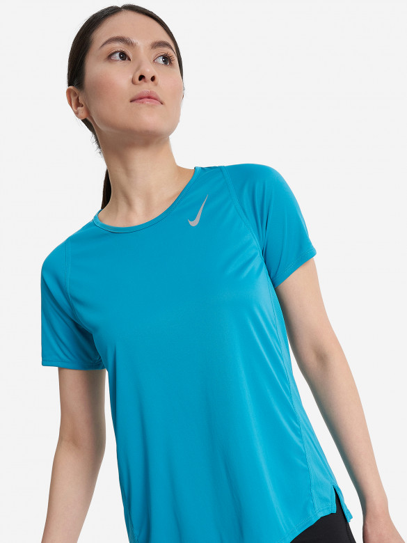 Футболка женская Nike Fast