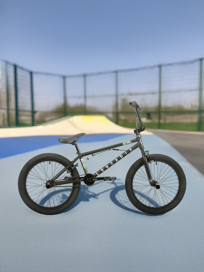 Велосипед BMX Haro Leucadia DLX, Черный