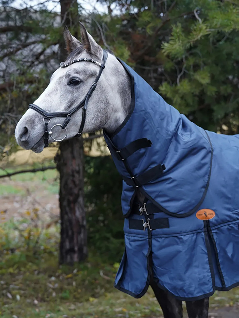 Попона зимняя с капором