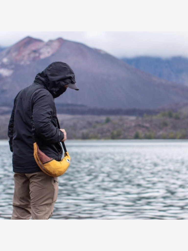 Сумка TICKET TO THE MOON Sling Bag, Sand