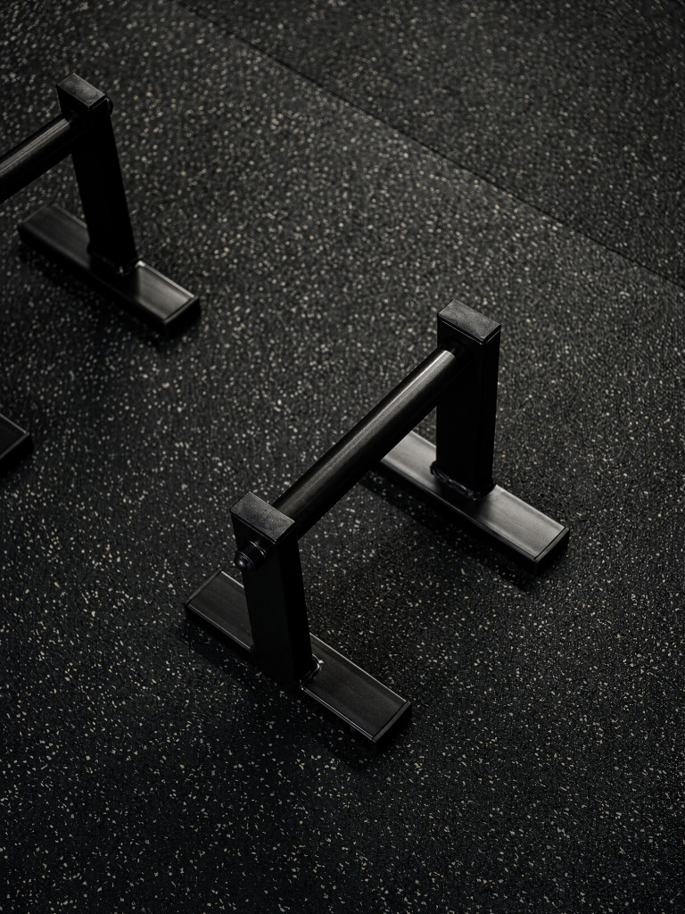 Паралетсы DS FITNESS, металлические упоры для отжиманий