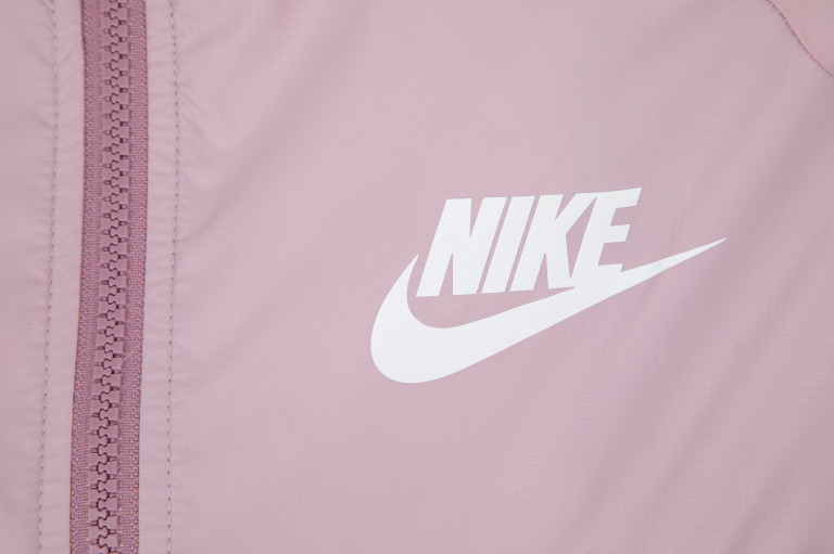 Ветровка женская Nike Sportswear Windrunner