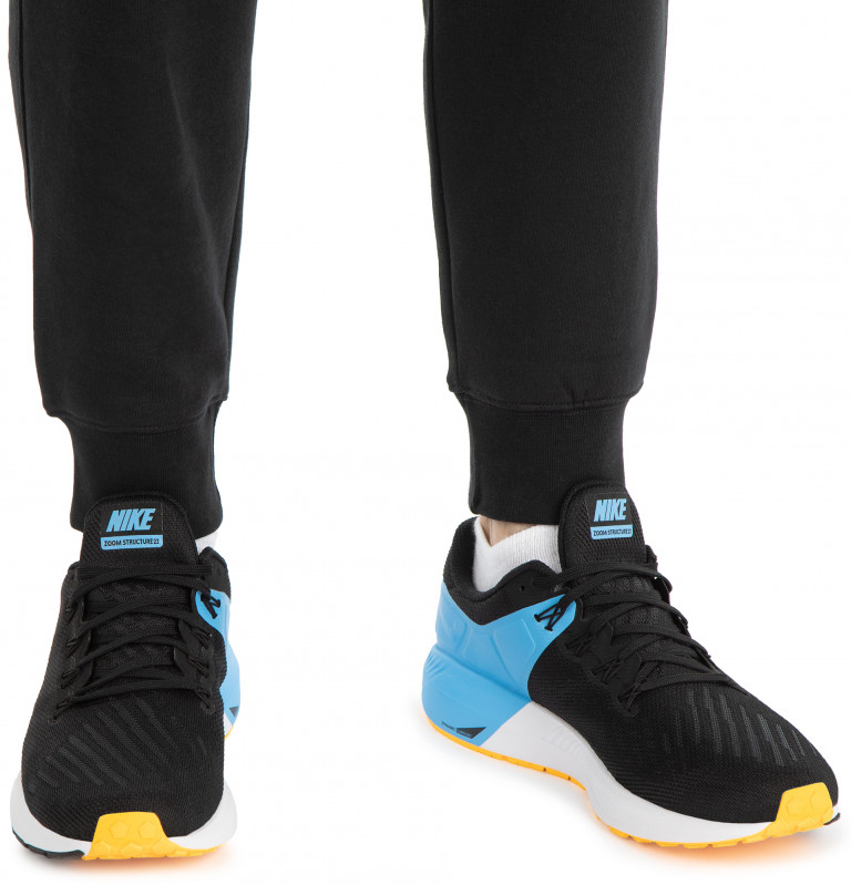 Кроссовки мужские Nike Air Zoom Structure 22