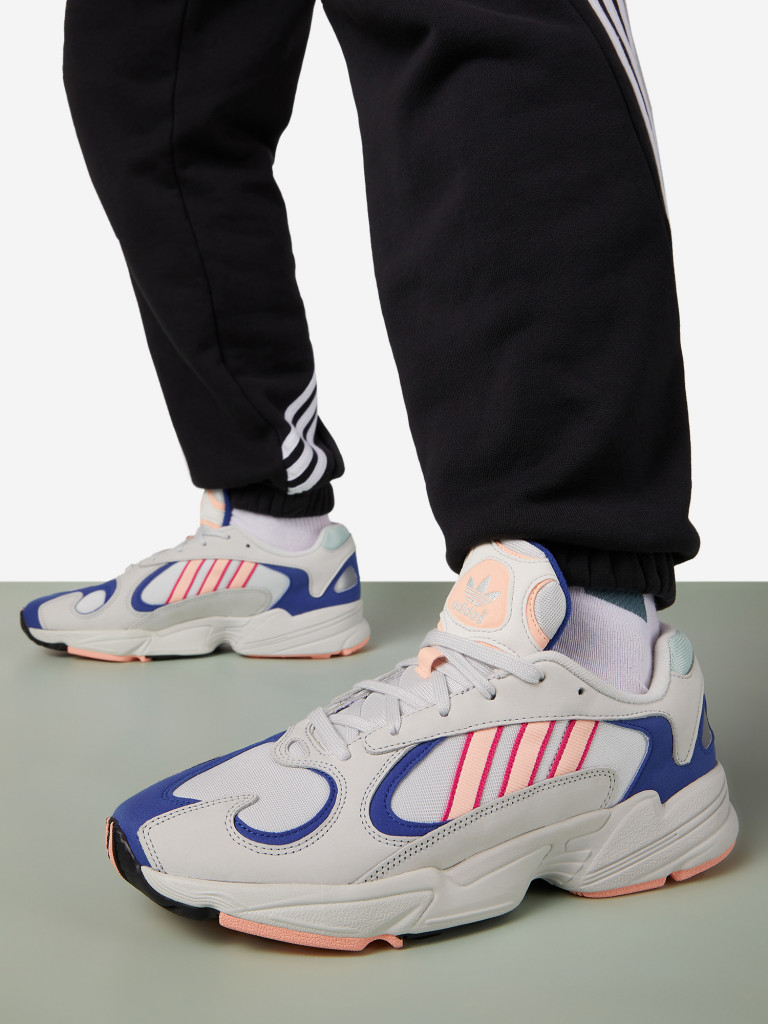 Кроссовки adidas Yung-1