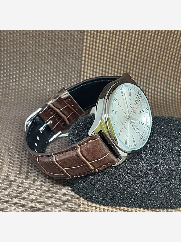 Наручные часы CASIO