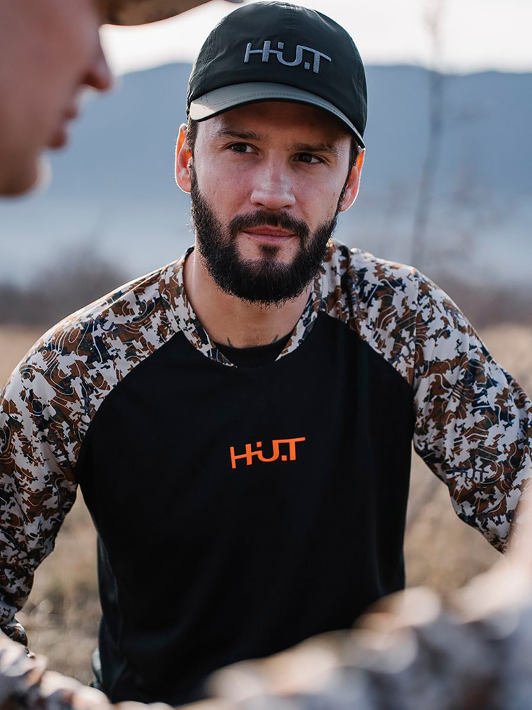 Лонгслив мужской HUT VORGA для охоты, камуфляж/черный
