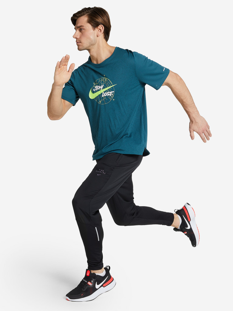 nike essential run division pants