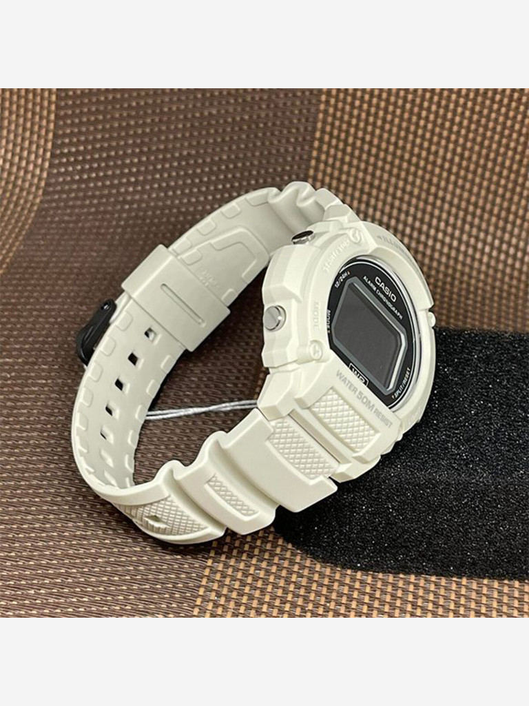 Наручные часы CASIO