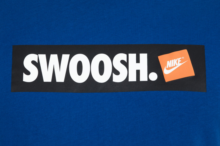 Футболка мужская Nike Sportswear Swoosh