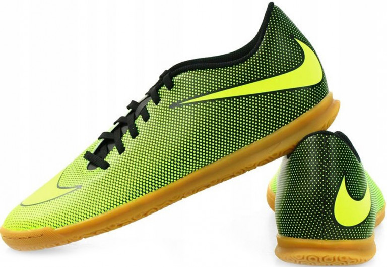 Бутсы мужские Nike Bravatax II IC