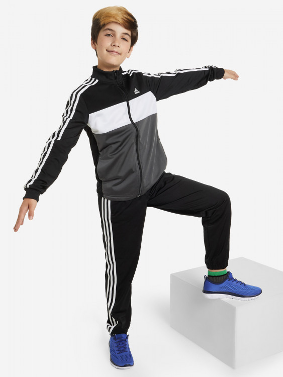 Костюм для мальчиков adidas Essentials Tiberio