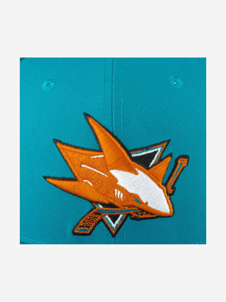 Бейсболка с прямым козырьком MITCHELL NESS 6HSSDX22015-SJSTEAL San Jose Sharks NHL (голубой)