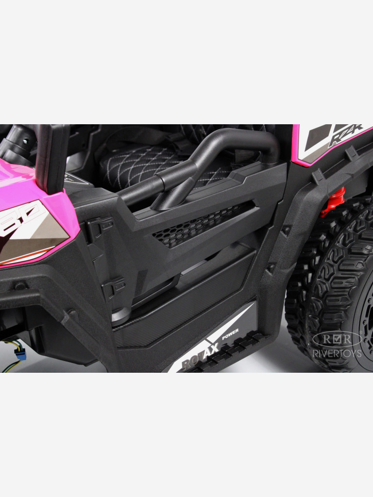 Детский электромобиль RIVERTOYS C111CC