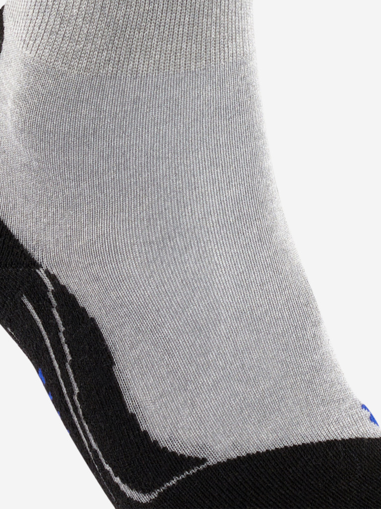 Женские спортивные носки FALKE
