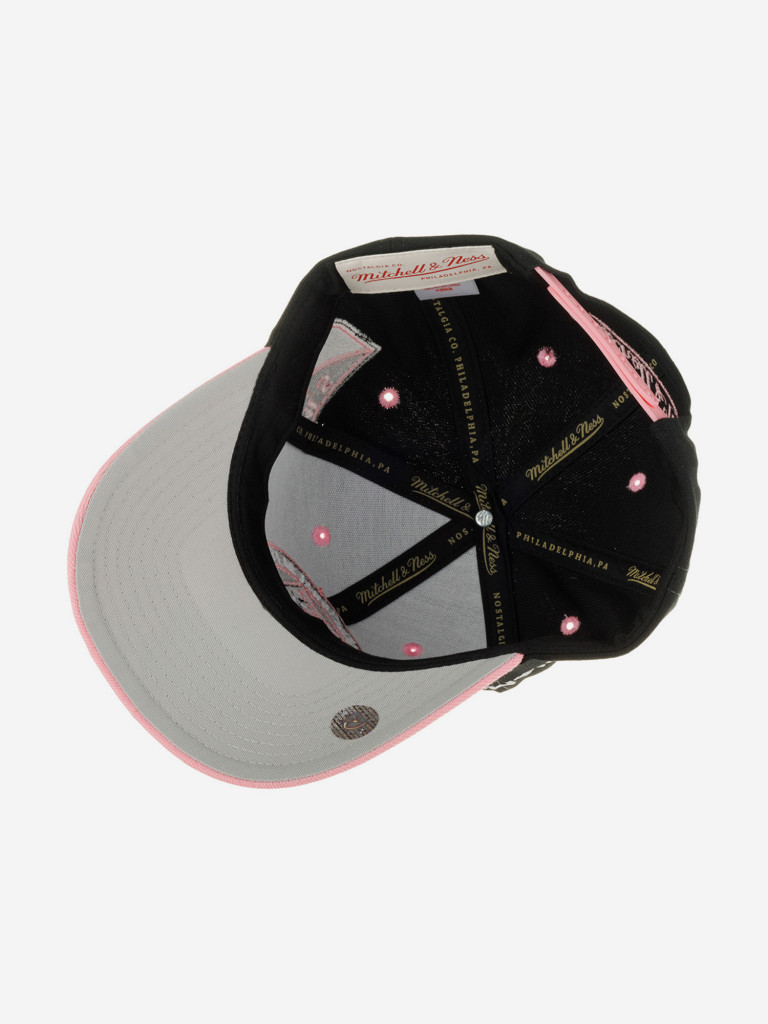 Бейсболка MITCHELL NESS HP7984-IMCBLCK Inter Miami CF MLS (черный)