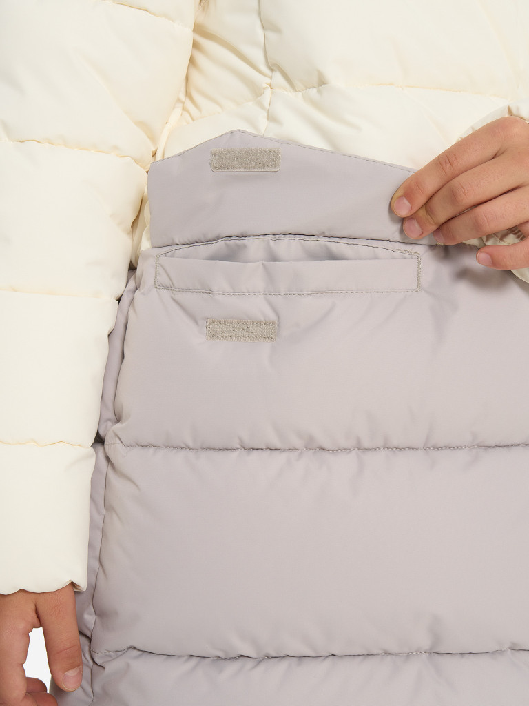 Пуховик для девочек Outventure