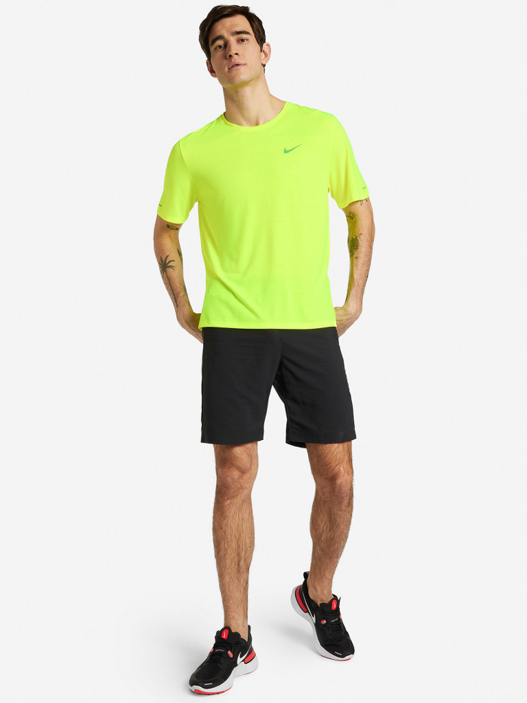 Футболка мужская Nike Dri-FIT Miler салатовый цвет — купить за 1399 руб. со  скидкой 50 %, отзывы в интернет-магазине Спортмастер