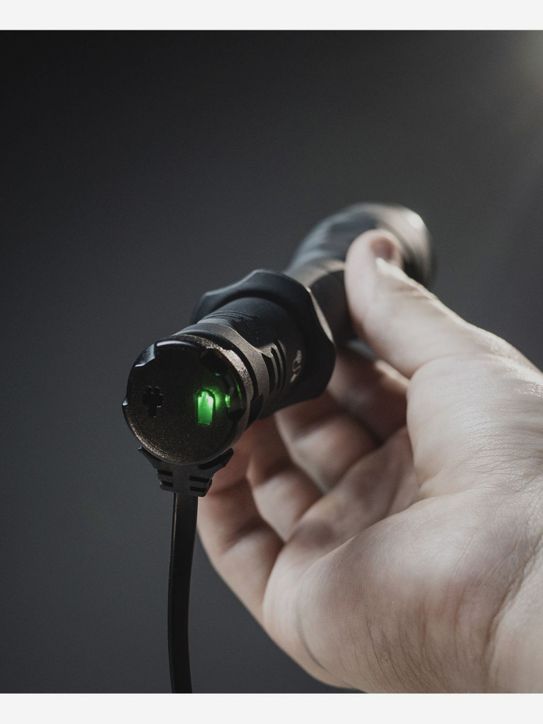 Магнитное зарядное устройство Armytek AMC-03 для фонарей с функцией Magnet USB