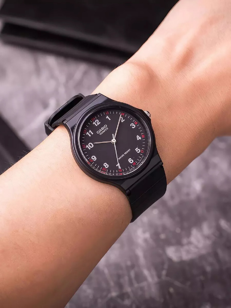 Наручные часы Casio MQ-24-1B