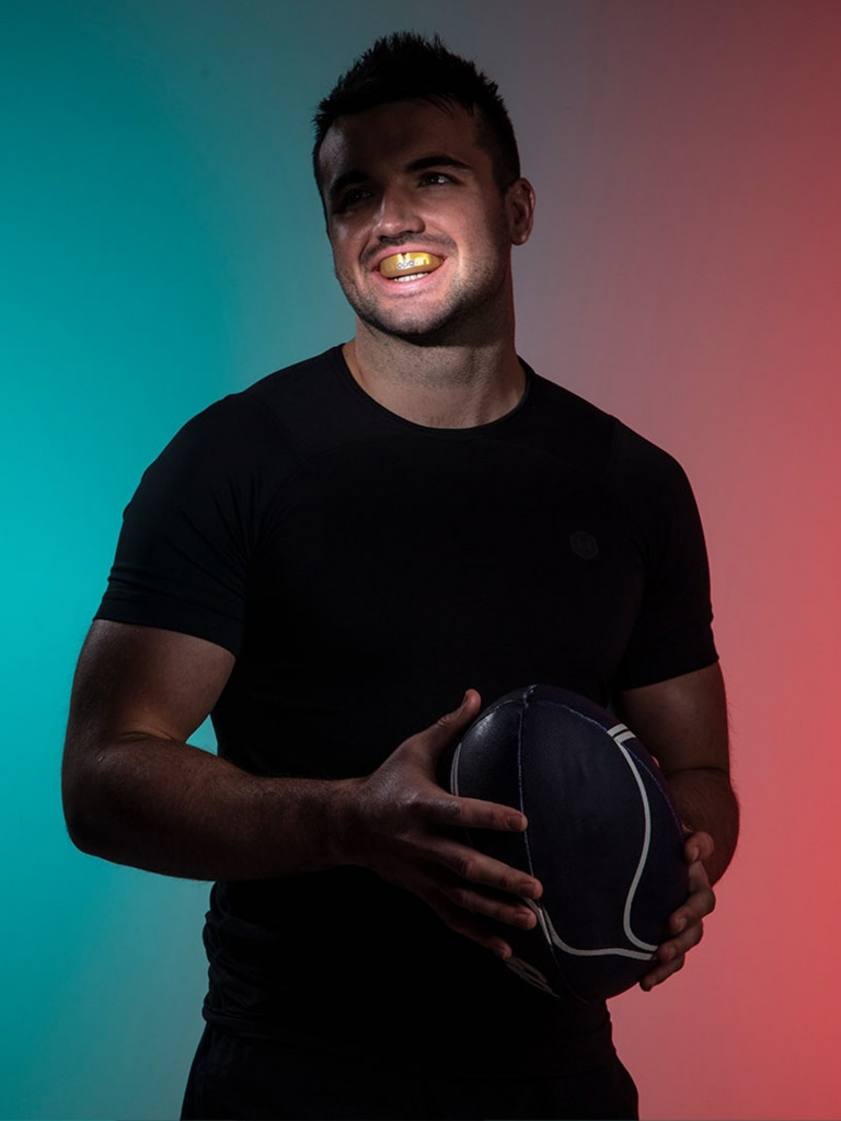 Боксерская капа взрослая, спортивная, защитная для зубов OPRO Instant Custom-Fit - Gold/White