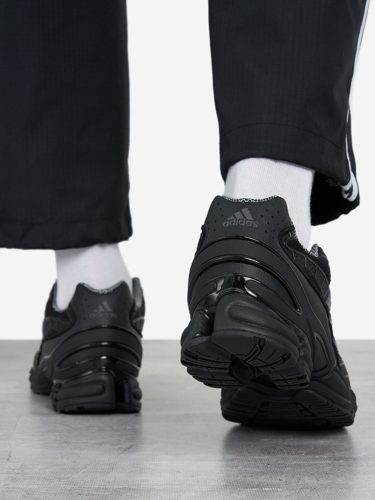 Кроссовки adidas Ozweego Pro