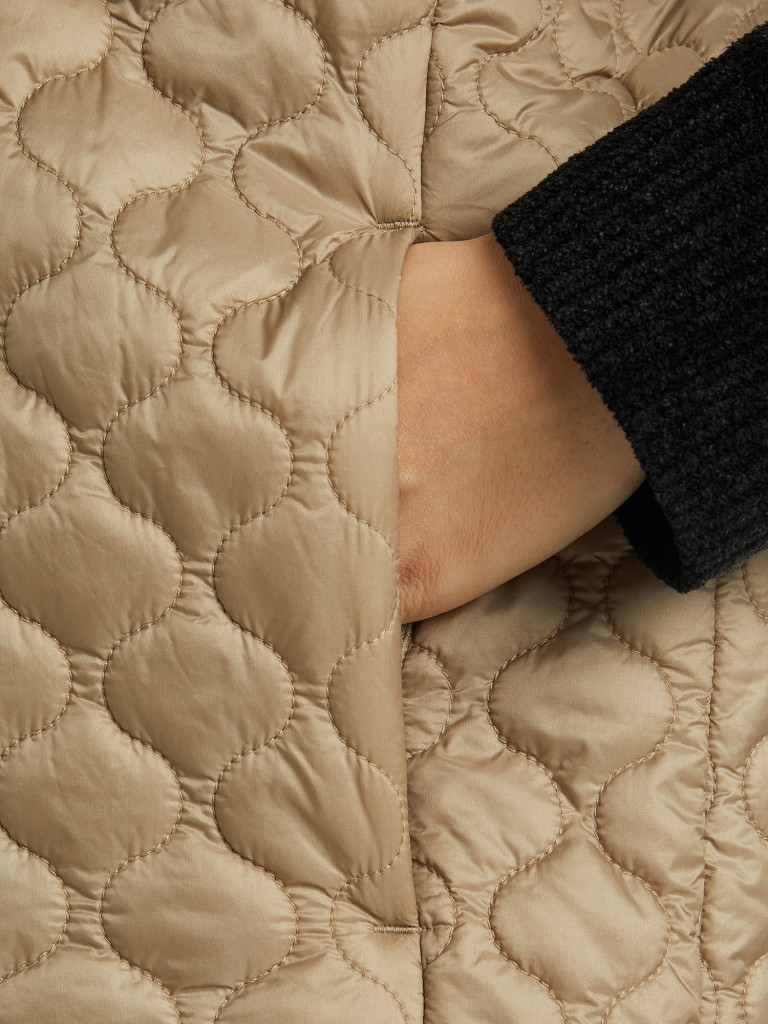 Жилет утепленный женский Merrell