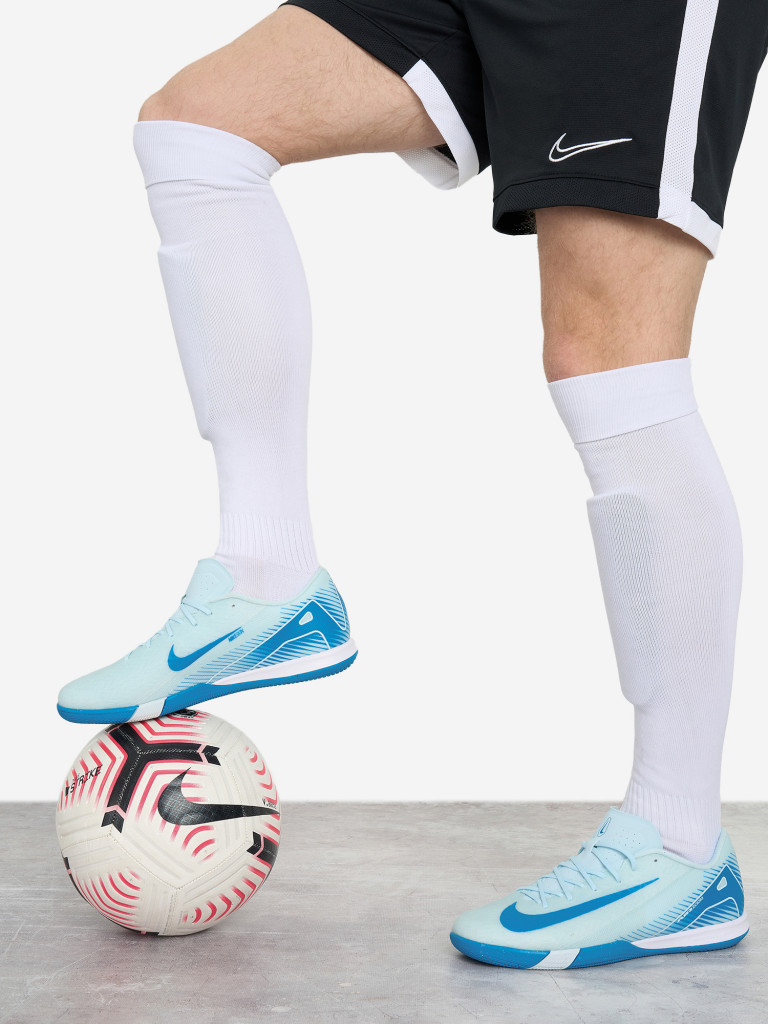 Бутсы мужские Nike Zoom Vapor 16 Academy Ic