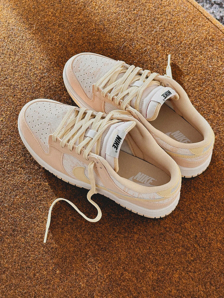 Кроссовки Nike Dunk Low