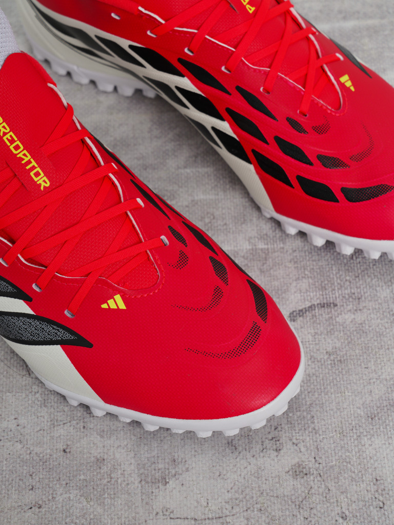 Бутсы мужские adidas Predator Club Tf