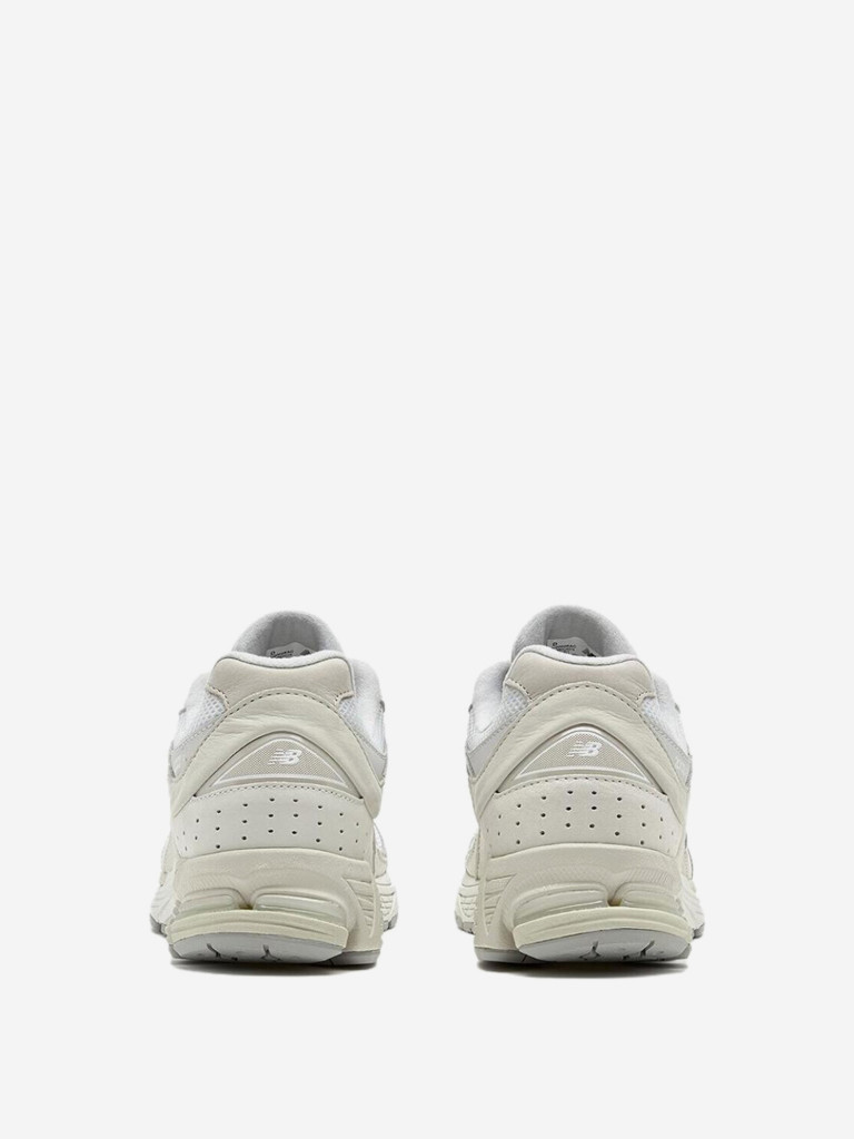Кроссовки New Balance 2002R